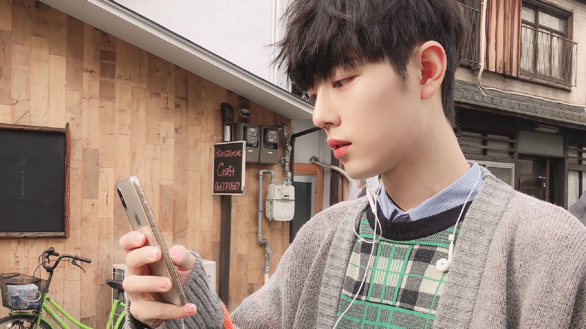 _全球网络直播，直击精彩比拼零距离接触_，全球实时直播