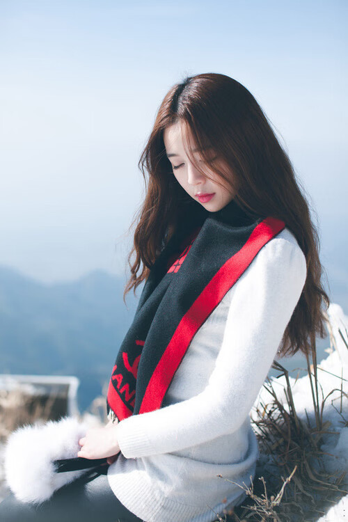 kaiyun中国官方网站-快船新星表现抢眼成为焦点，快船队新阵容图片